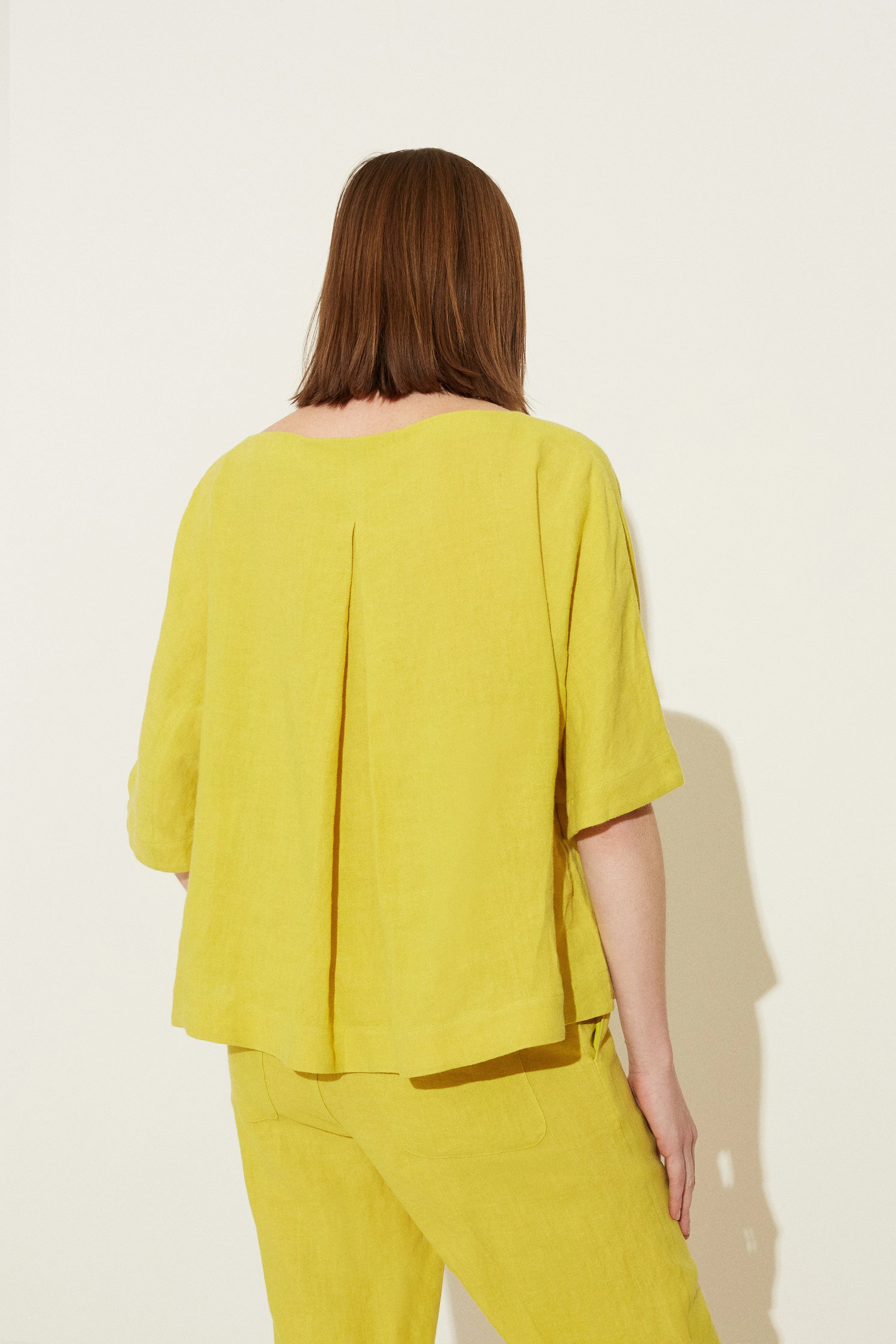 Linen Back Pleat Top - Mustard